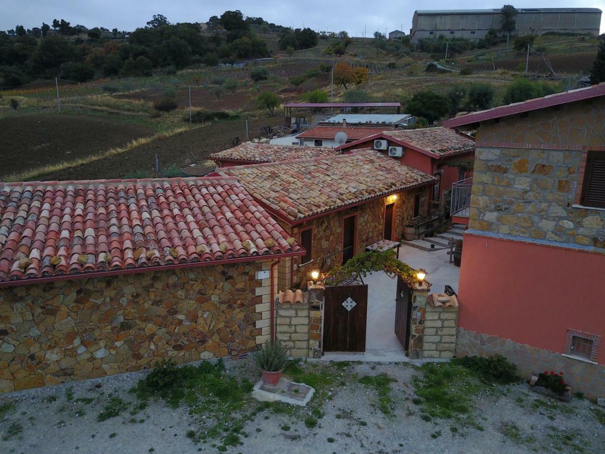Agriturismo La Stragola Bauernhof *